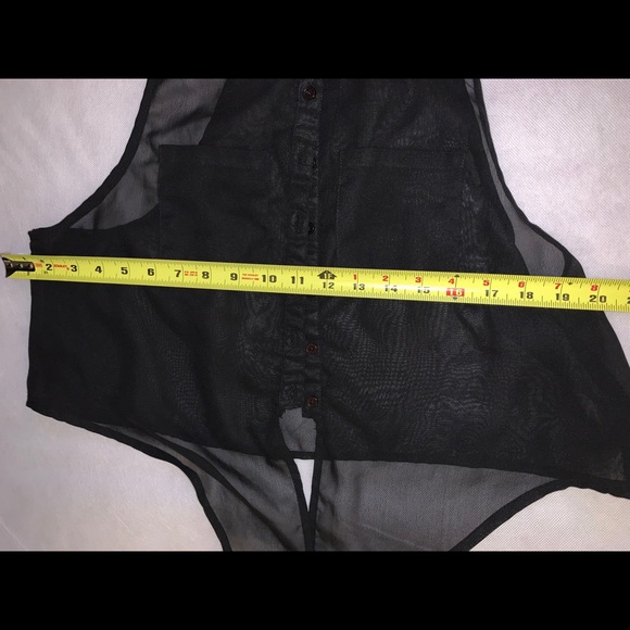 Woman top - Picture 12 of 16